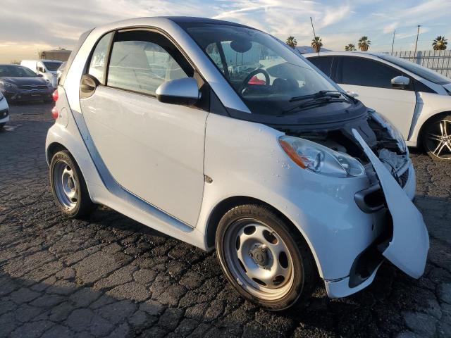 VIN WMEEJ9AAXFK838887 2015 Smart Fortwo no.4