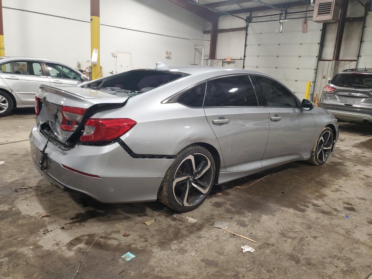 1HGCV1F39JA257337 HONDA ACCORD 2018