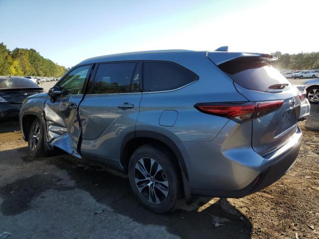 VIN 5TDGZRBH7MS123678 2021 Toyota Highlander, Xle no.2