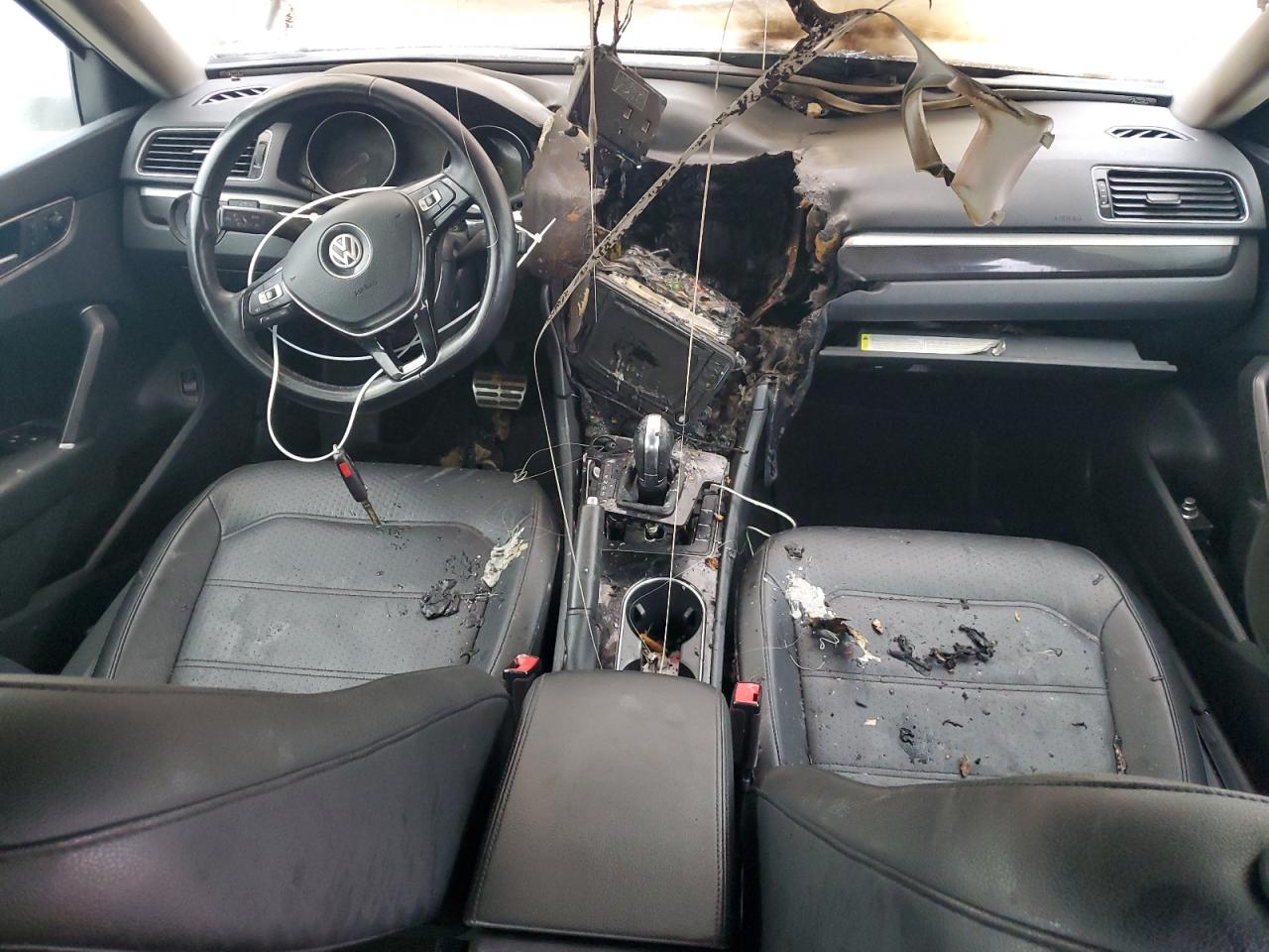 1VWMA7A31KC001012 2019 Volkswagen Passat Se R-Line