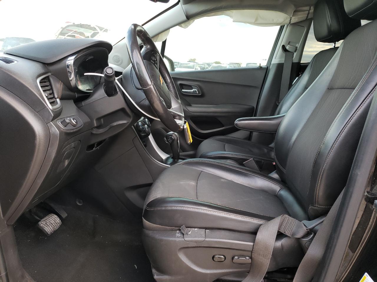 KL7CJLSB9KB875026 CHEVROLET TRAX 2019