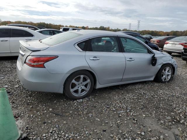 1N4AL3AP2FC255464 | 2015 NISSAN ALTIMA 2.5