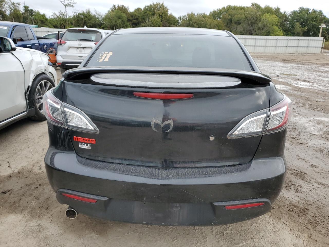 JM1BL1UF3B1496218 2011 Mazda 3 I