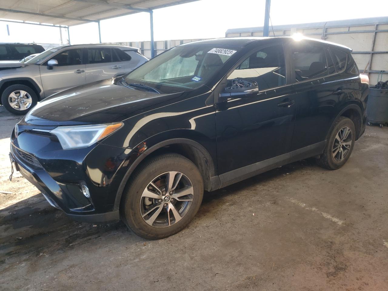 2T3WFREV1JW480046 TOYOTA RAV4 2018