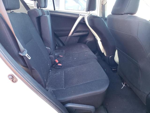 2018 TOYOTA RAV4 LE - JTMZFREV3JJ735727