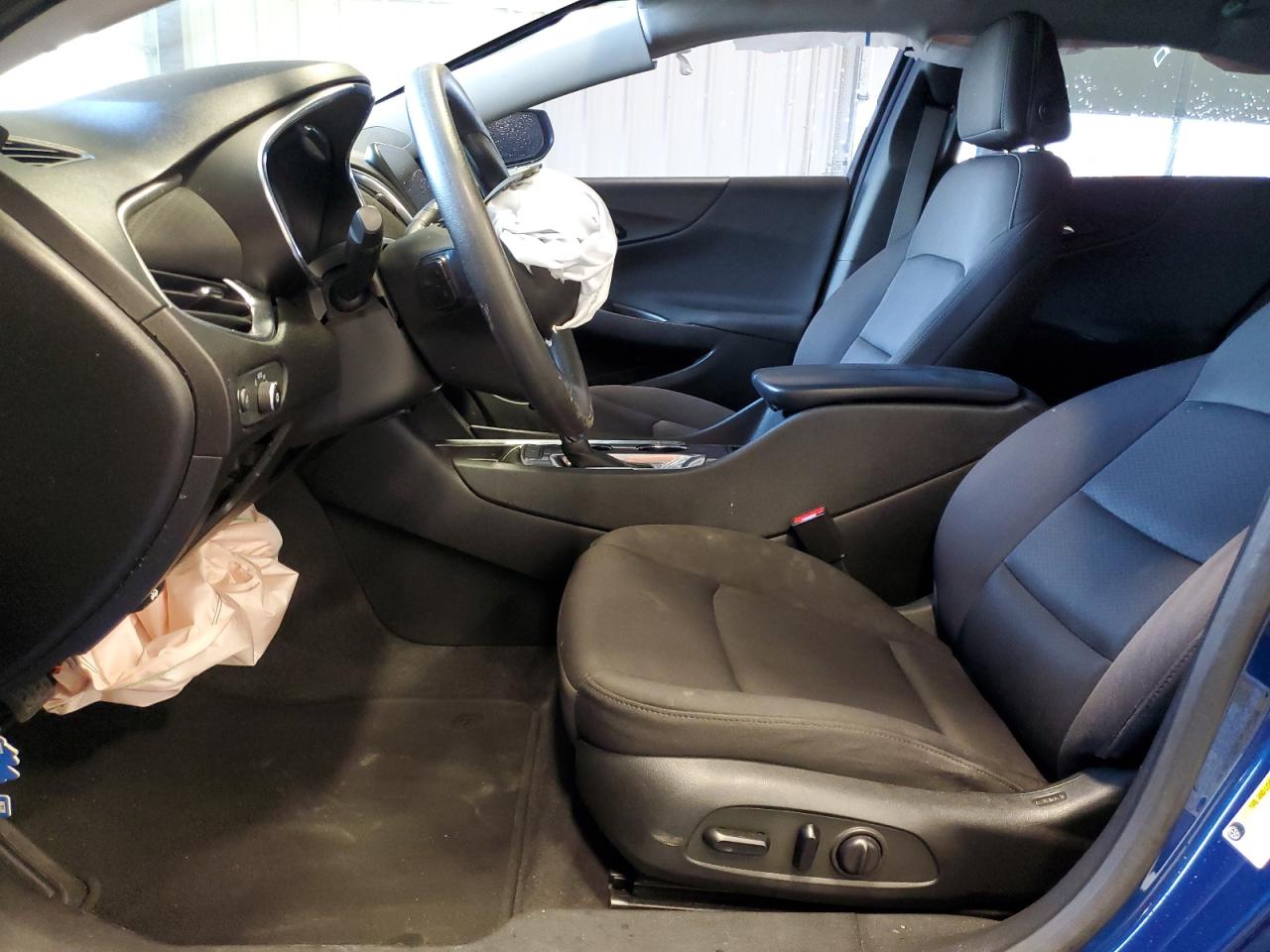 1G1ZD5ST8KF213643 CHEVROLET MALIBU 2019