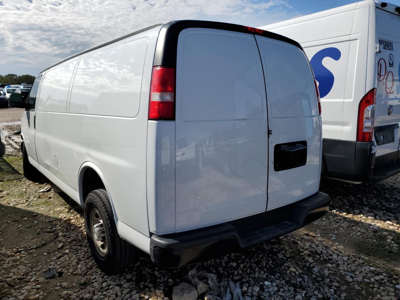 1GCZGHFG2J1178963 CHEVROLET EXPRESS 2018