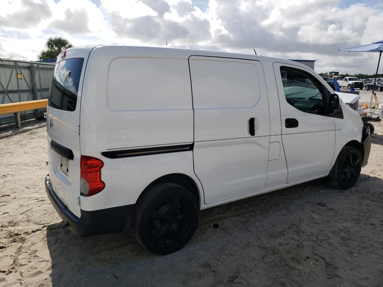 3N6CM0KN9JK702299 NISSAN NV 2018