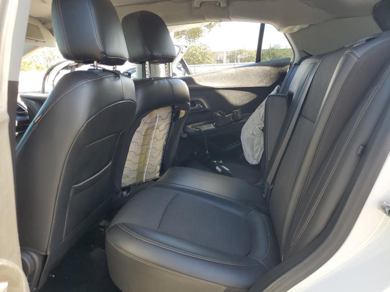 KL7CJLSB5HB141282 CHEVROLET TRAX 2017