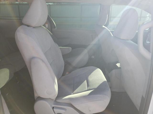 5TDZK3DC6GS726072 Toyota SIENNA