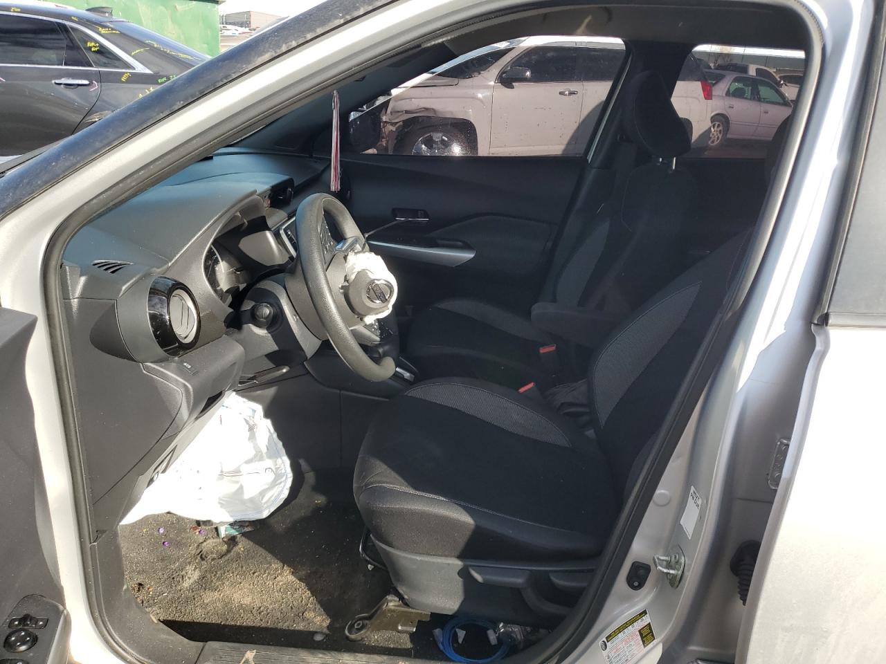 3N1CP5CUXKL550917 NISSAN KICKS 2019