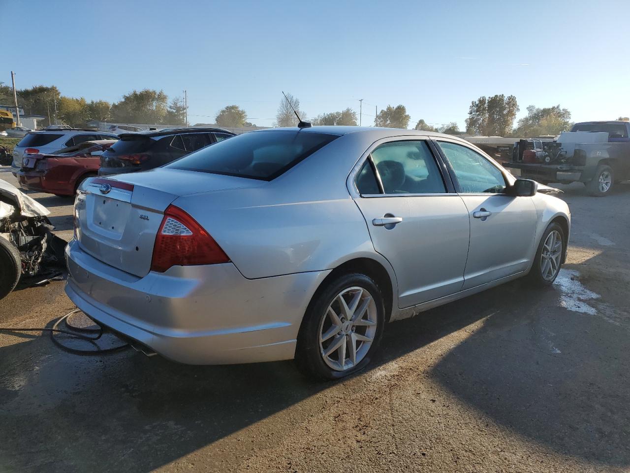 3FAHP0JA2BR261547 2011 Ford Fusion Sel