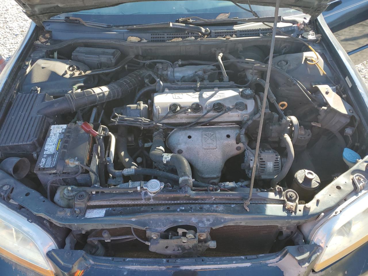 1HGCG5645WA124124 1998 Honda Accord Lx