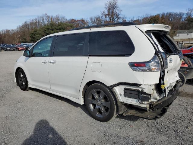 5TDXK3DC7GS739503 2016 TOYOTA SIENNA - Image 2