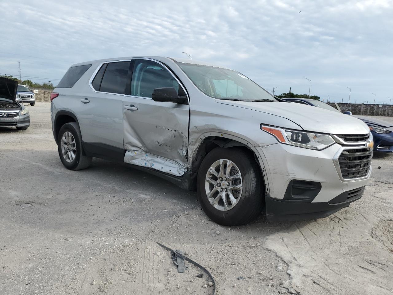1GNERFKWXMJ250224 CHEVROLET TRAVERSE 2021