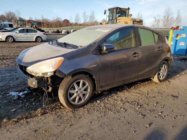 2013 Toyota Prius c 