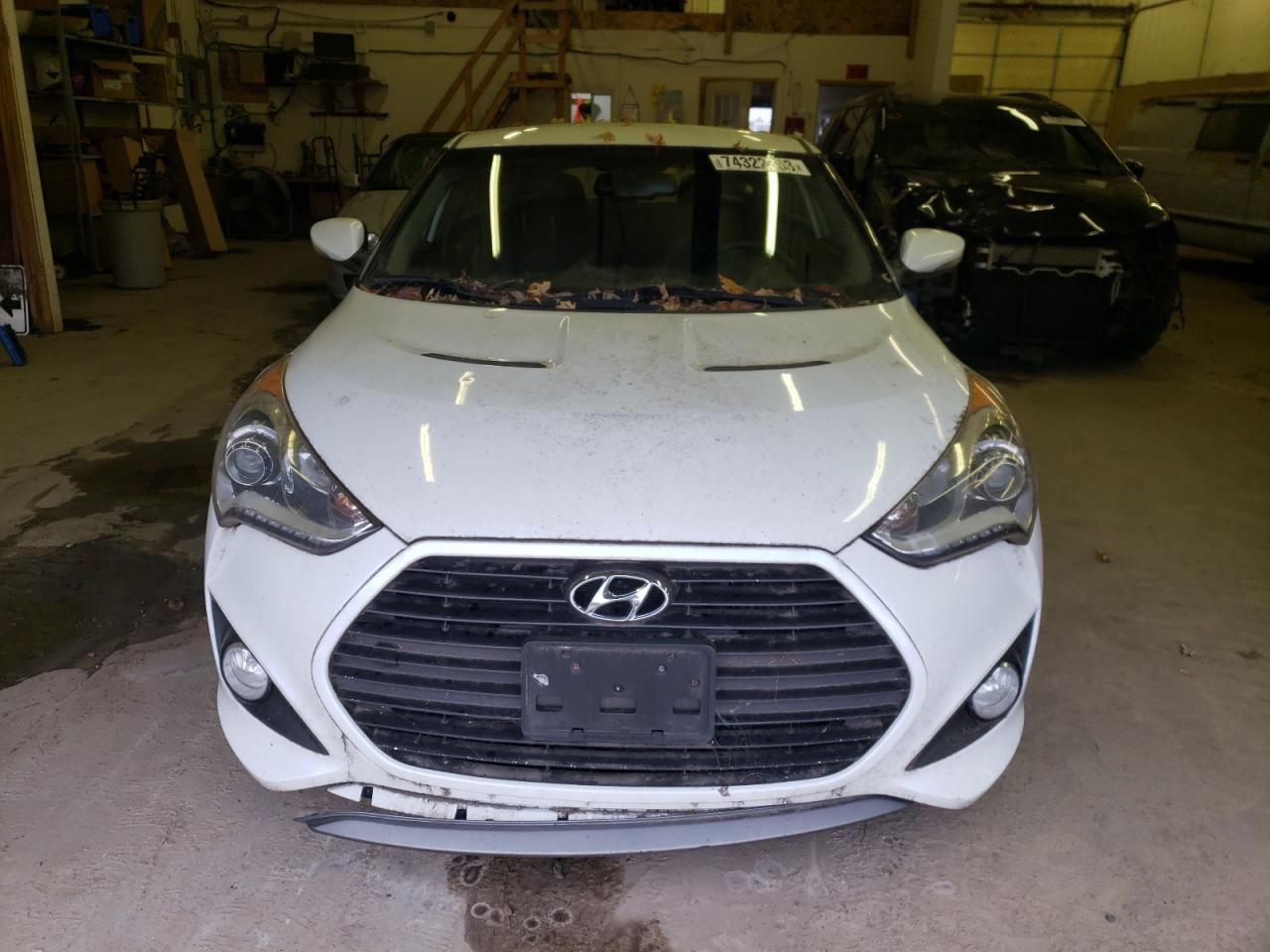 KMHTC6AE9FU237617 2015 Hyundai Veloster Turbo