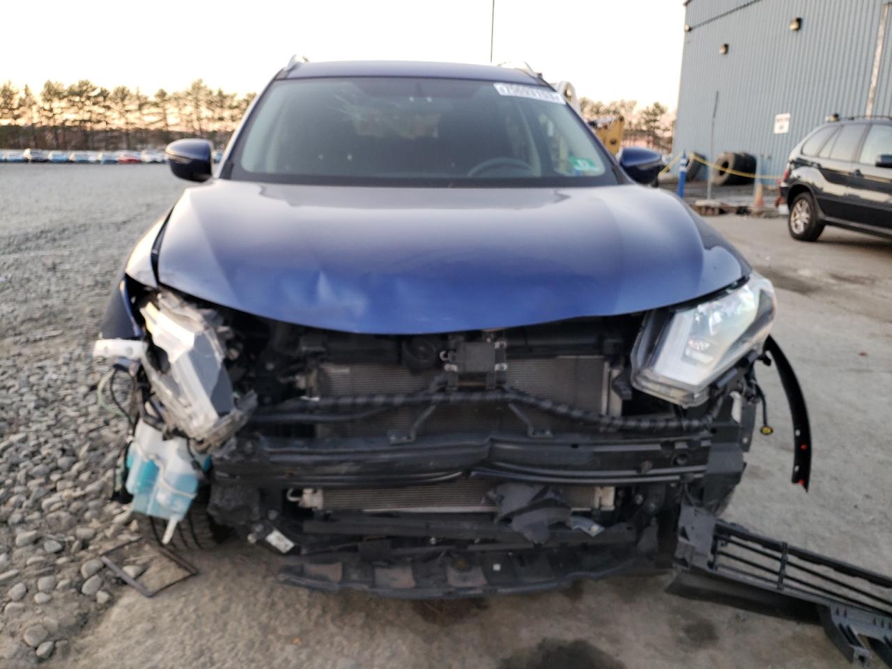 5N1AT2MV8JC787384 NISSAN ROGUE 2018