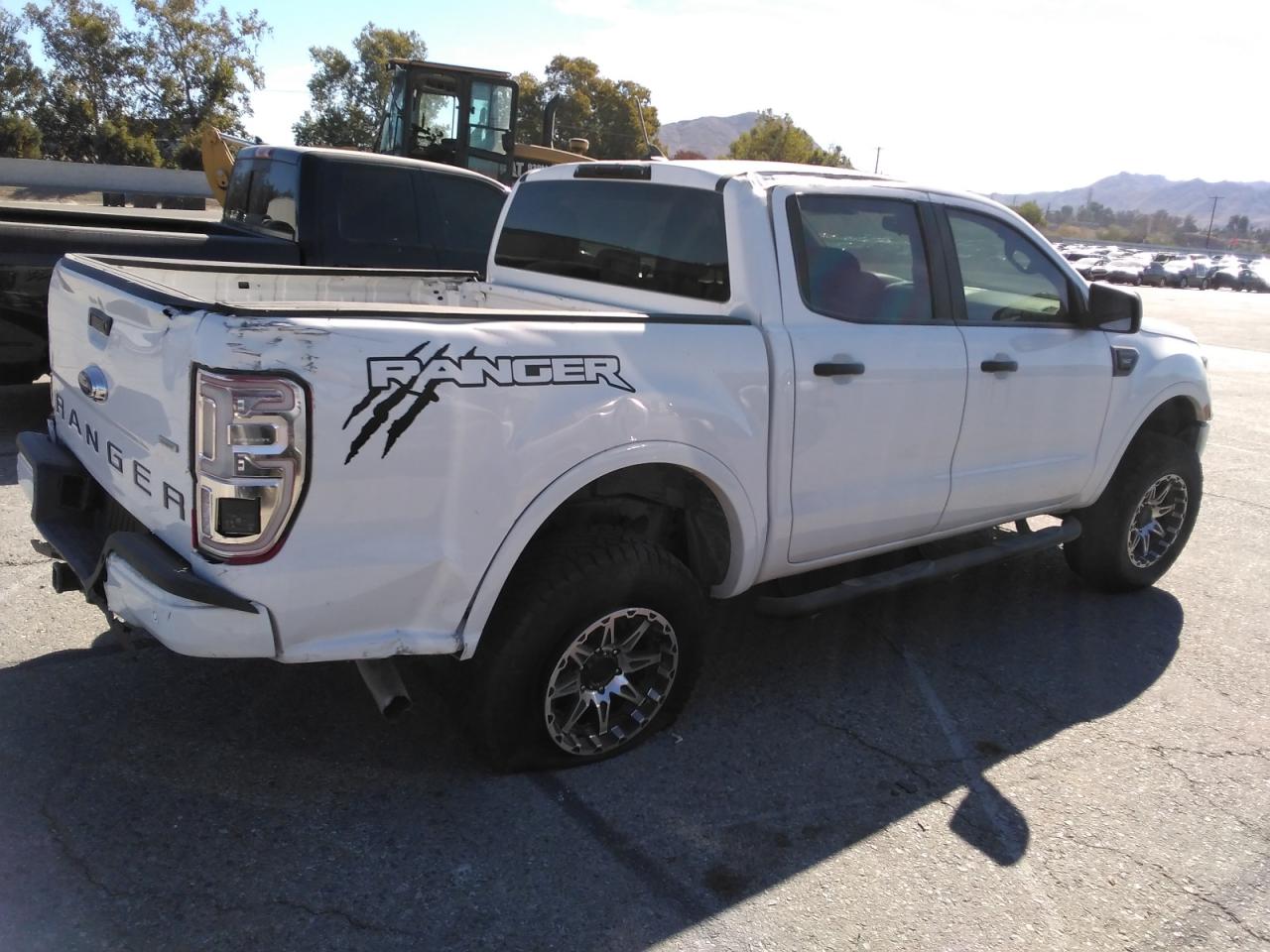 VIN: 1FTER4EH4KLB08642 2019 FORD RANGER