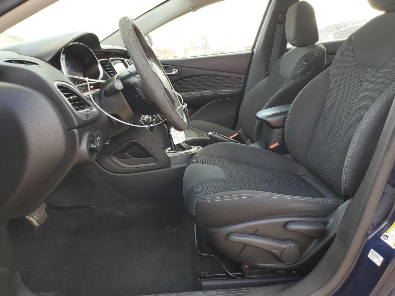 1C3CDFBAXGD604768 2016 Dodge Dart Sxt