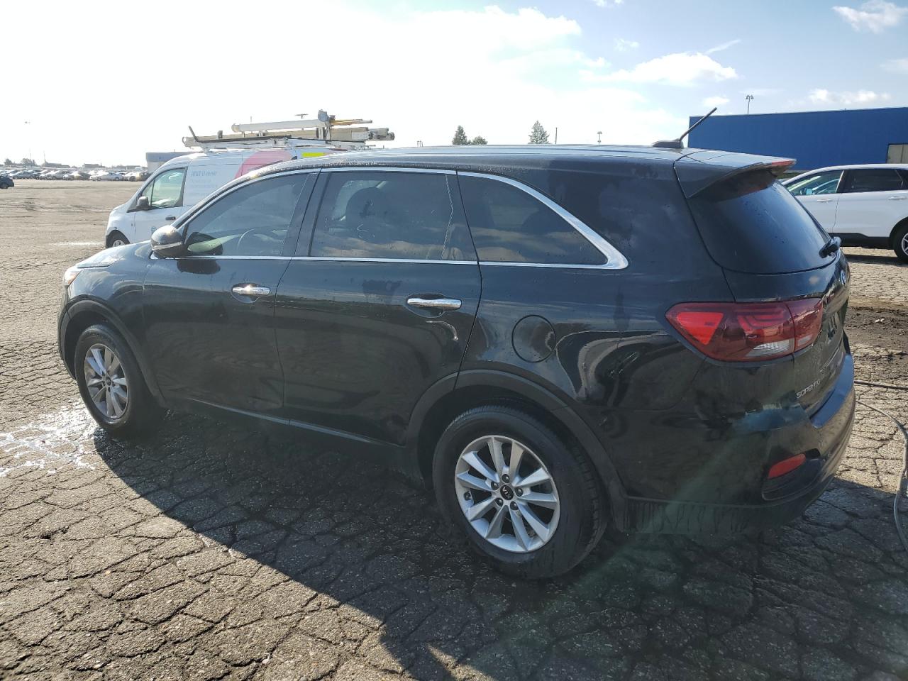 5XYPGDA38KG537643 2019 Kia Sorento L