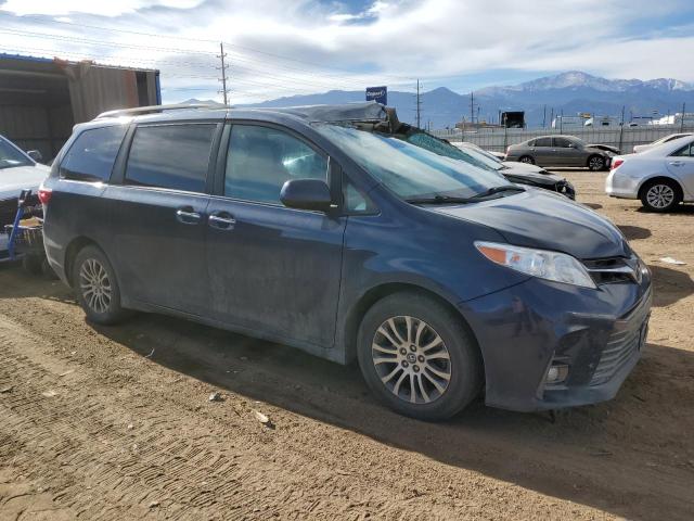 5TDYZ3DC6JS913391 | 2018 TOYOTA SIENNA XLE