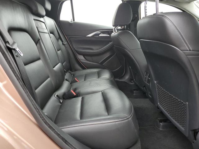 SJKCH5CR2JA057712 2018 Infiniti Qx30 Base