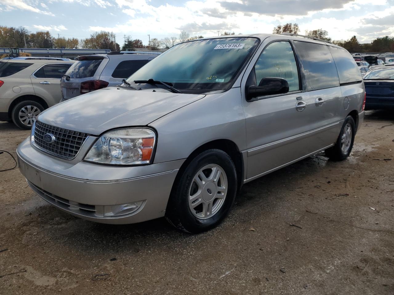 2FMZA52254BA70660 2004 Ford Freestar Sel