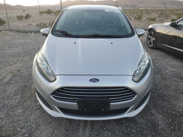 VIN 3FADP4TJXHM137857 2017 FORD FIESTA no.5