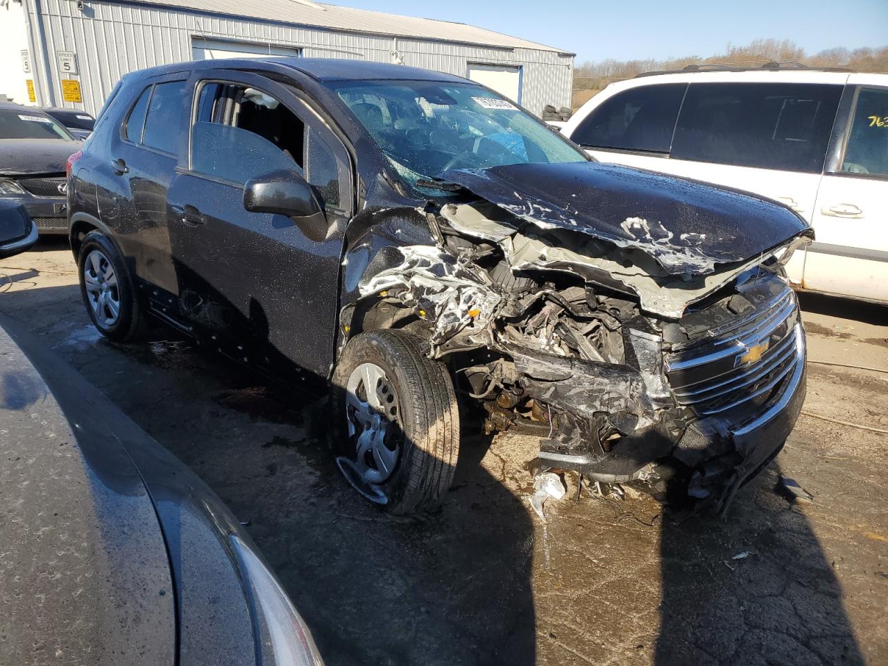 KL7CJKSB1GB626379 CHEVROLET TRAX 2016