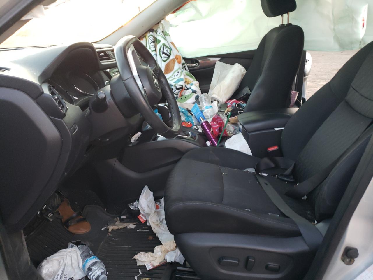 KNMAT2MT5HP586936 NISSAN ROGUE 2017