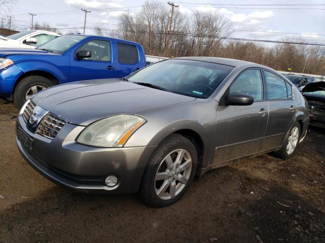 2004 Nissan Maxima SE