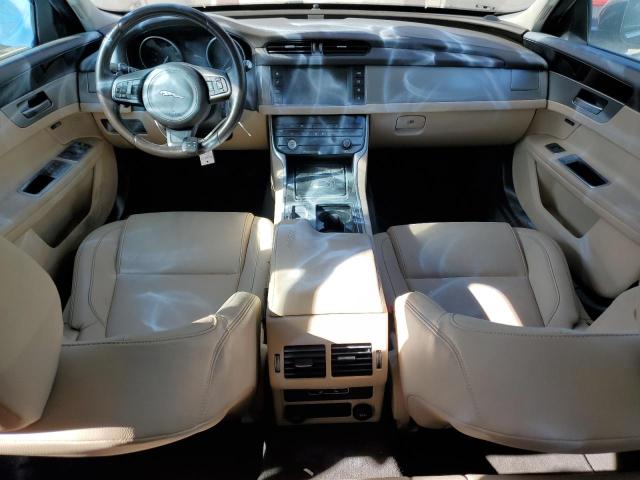 SAJBD4BV0HCY30888 Jaguar XF PREMIUM
