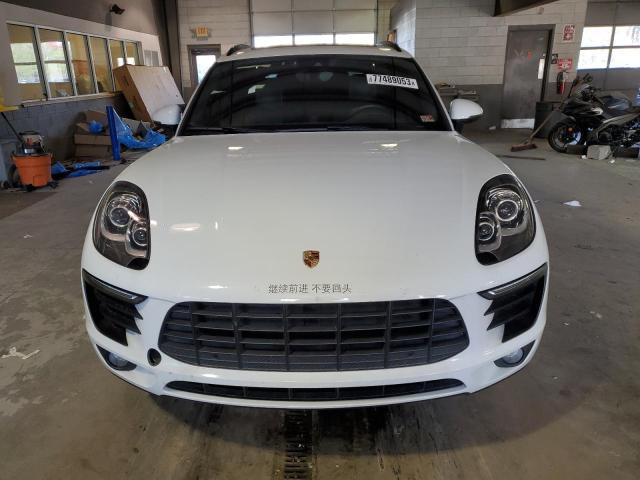 VIN WP1AA2A56JLB05373 2018 Porsche Macan no.5