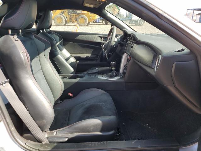  TOYOTA SCION 2014 Сріблястий