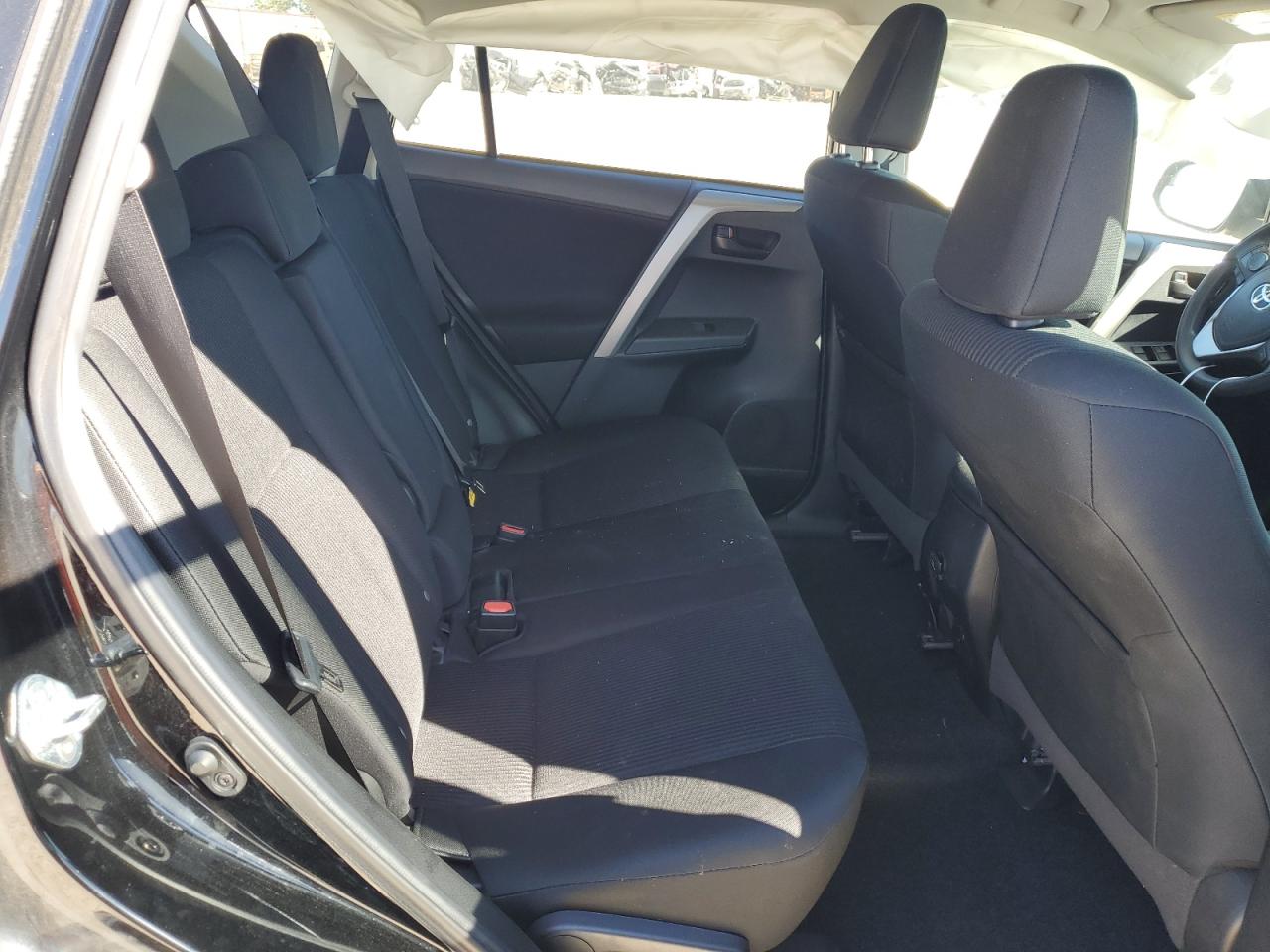 2T3ZFREV3JW465805 TOYOTA RAV4 2018