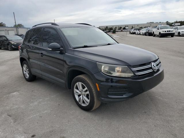 WVGAV7AX5HK024414 | 2017 VOLKSWAGEN TIGUAN S