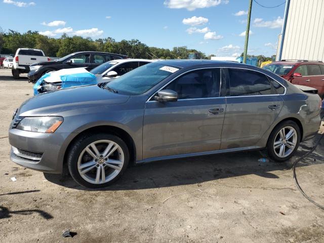 2014 Volkswagen Passat SE