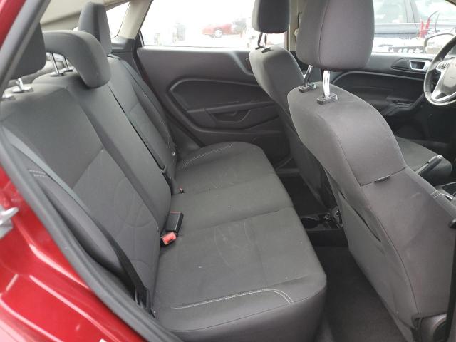  FORD FIESTA 2016 Червоний