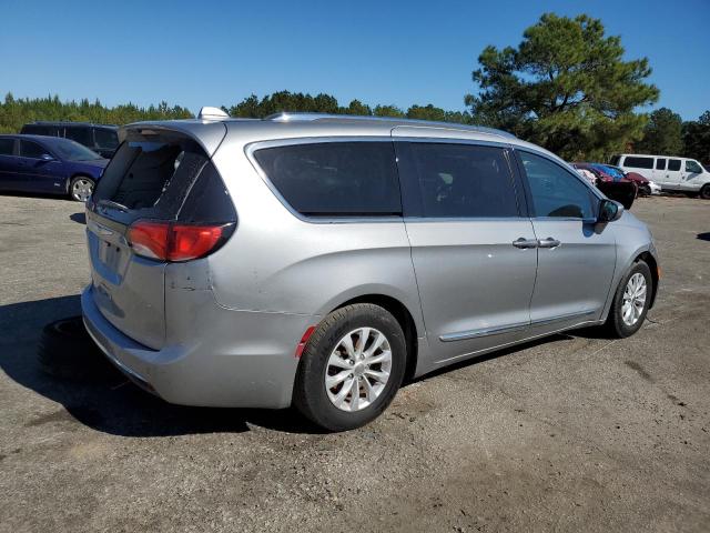 2C4RC1BG5JR233765 | 2018 Chrysler pacifica touring l