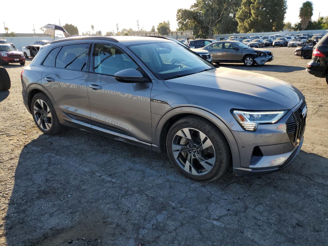 WA1AAAGEXMB021192 Audi E-Tron PRE 4