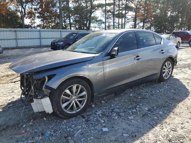 2016 INFINITI Q50 Premium