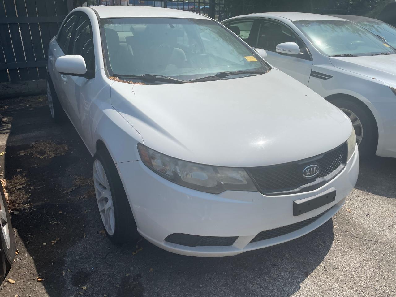 KNAFT4A27A5086689 2010 Kia Forte Lx KNAFT4A27A5086689 2010 Kia Forte Lx