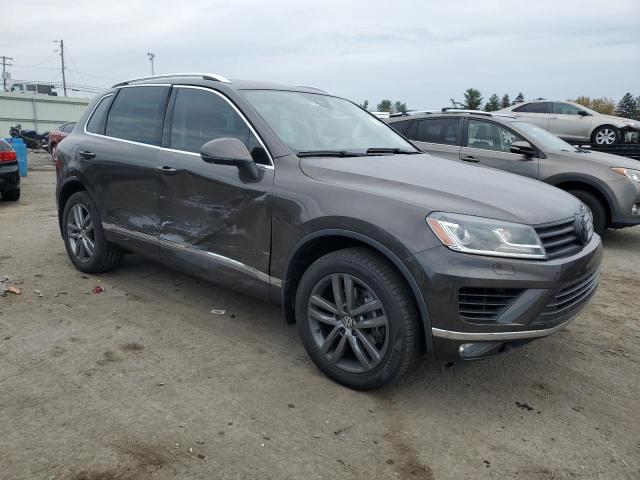 WVGEF9BP7GD009800 | 2016 VOLKSWAGEN TOUAREG SP