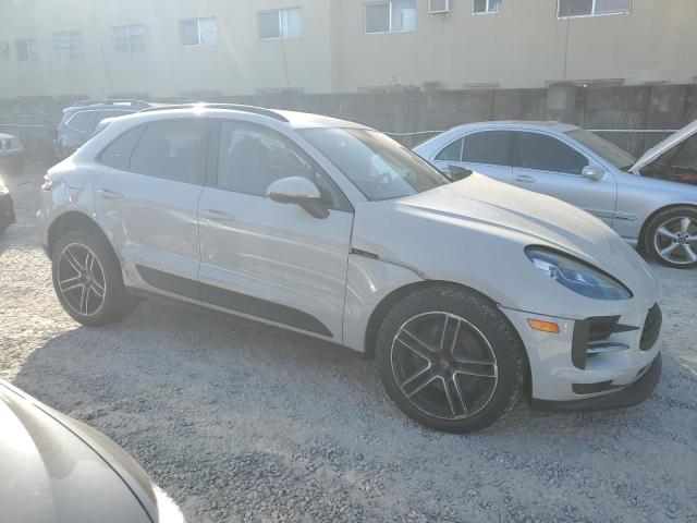 VIN WP1AA2A56MLB15812 2021 Porsche Macan no.4