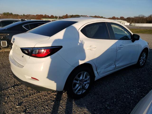 3MYDLBYVXJY333285 | 2018 TOYOTA YARIS IA