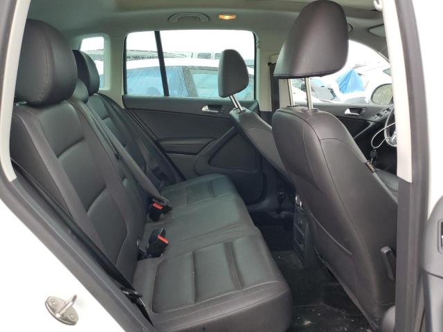 2016 VOLKSWAGEN TIGUAN S - WVGAV7AX8GW581339