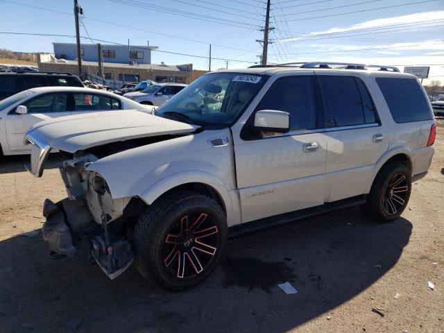 2005 Lincoln Navigator 