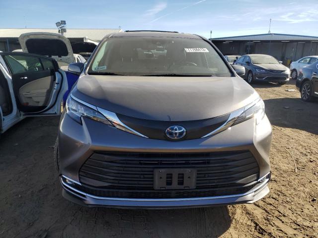 5TDJRKEC1NS117809 | 2022 Toyota sienna xle