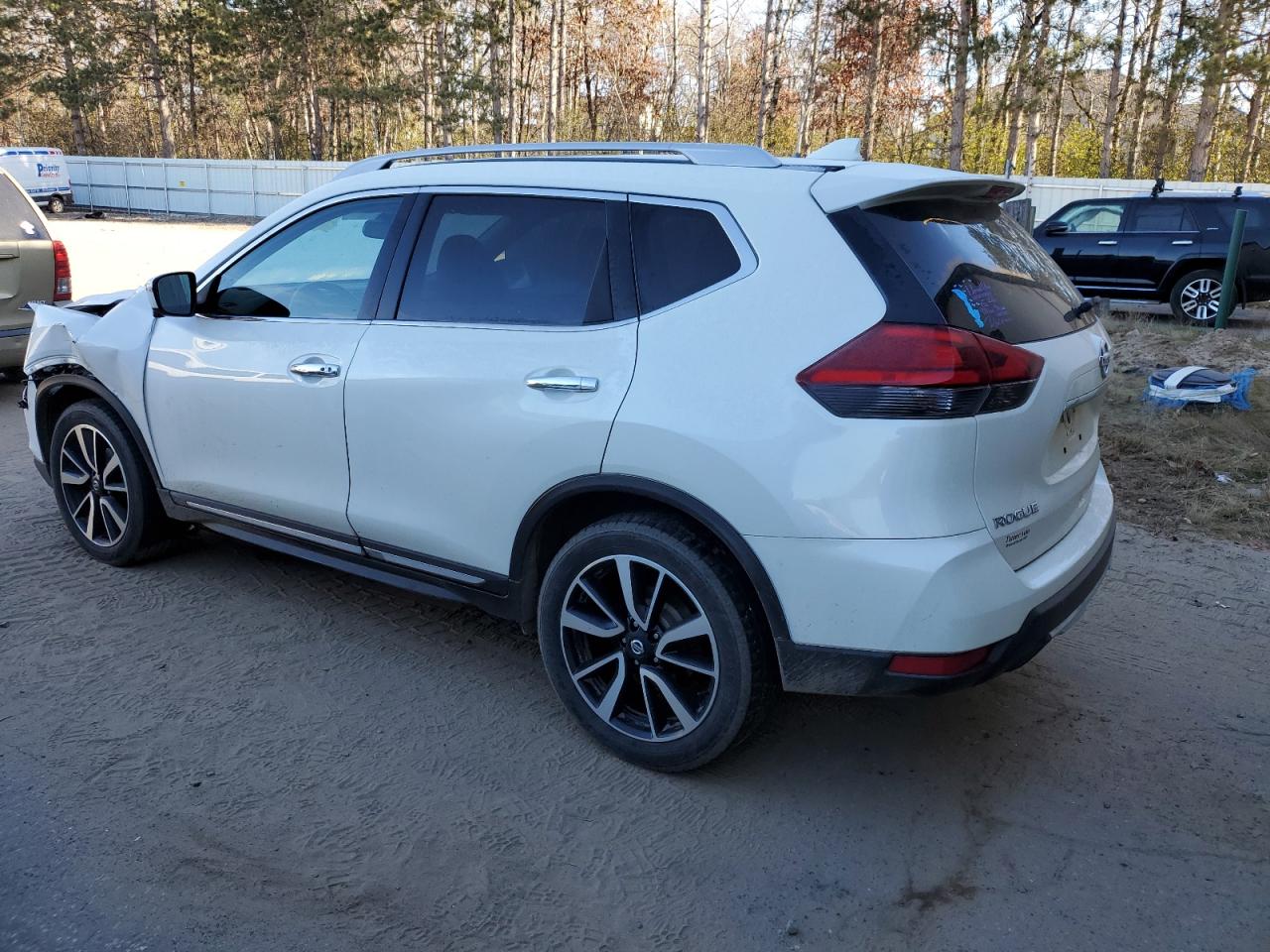 5N1AT2MV6HC832865 NISSAN ROGUE 2017